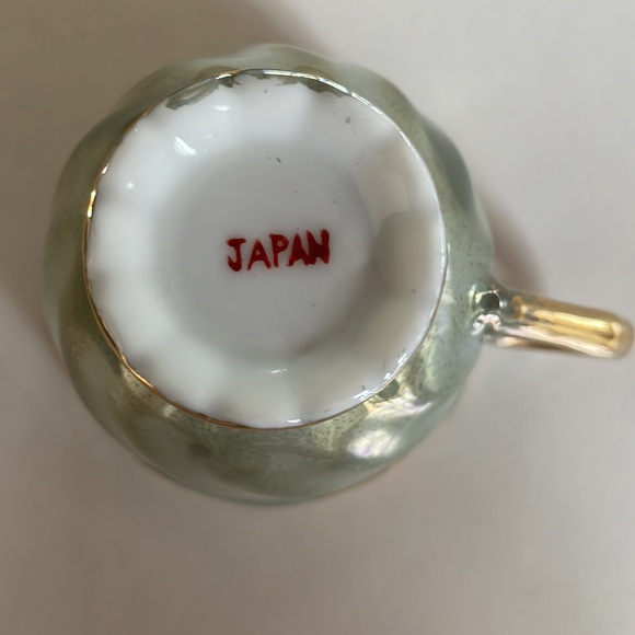 VTG Iridescent Green Demitasse Cup & Saucer - Picture 5 of 6